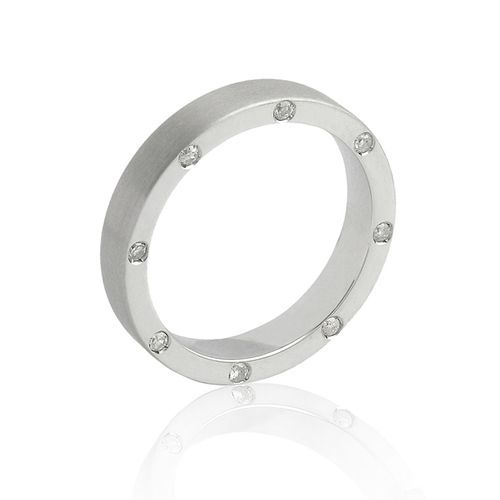 Aliança em ouro branco e diamantes