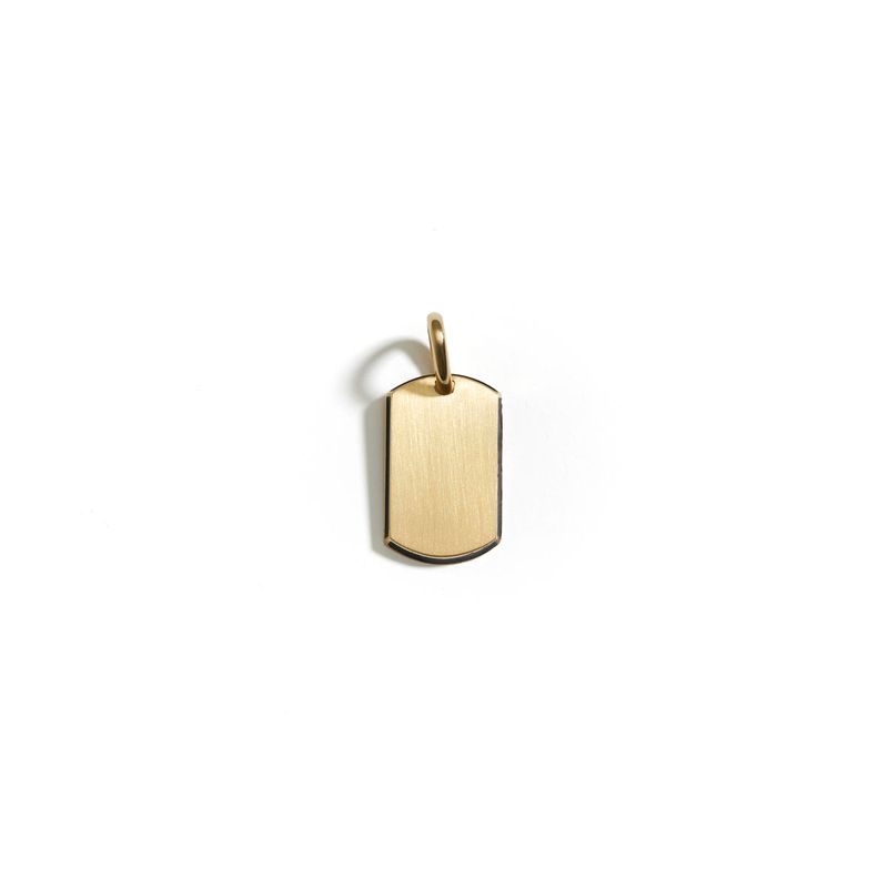 pingente-ouro-amarelo-resina-preta-tag-094521-01