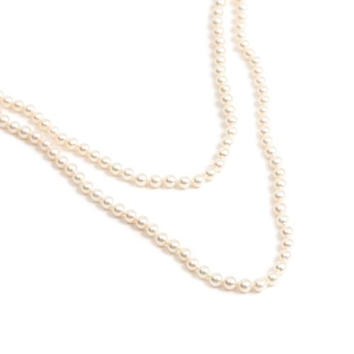 Colar em ouro amarelo e pérolas