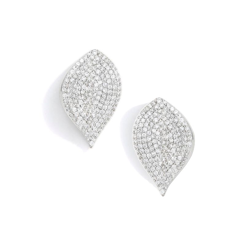 brinco-em-ouro-branco-e-diamantes---bem-me-quero-097351-01
