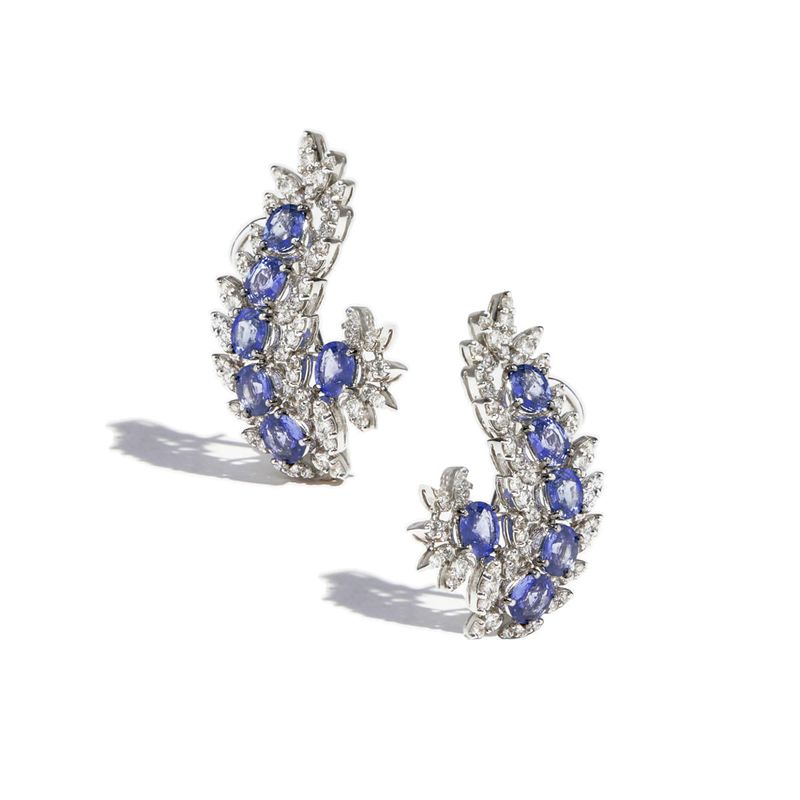 brinco-em-ouro-branco-diamantes-e-tanzanitas-087597-02