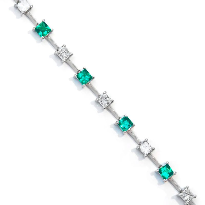 pulseira-em-ouro-branco-esmeraldas-e-diamantes---riviera-097047-02