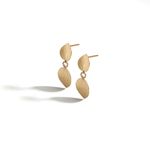 brinco-em-ouro-amarelo-e-diamantes---petalas-096985-02
