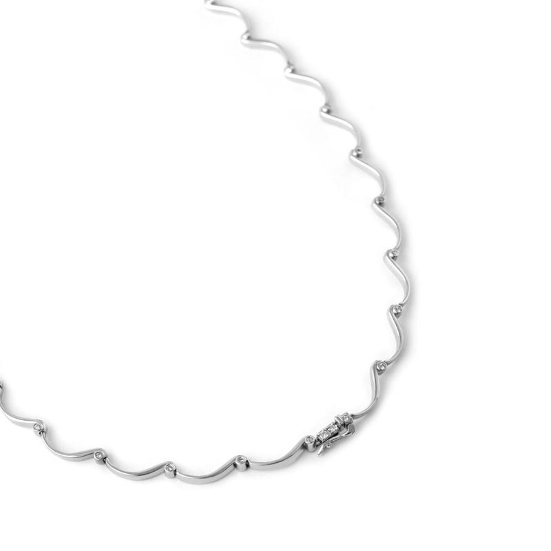 Colar em ouro branco e diamantes - ondas - Oceano 4