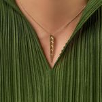 Colar em ouro amarelo e diamante - Espada de S o Jorge - Sete Ervas 1