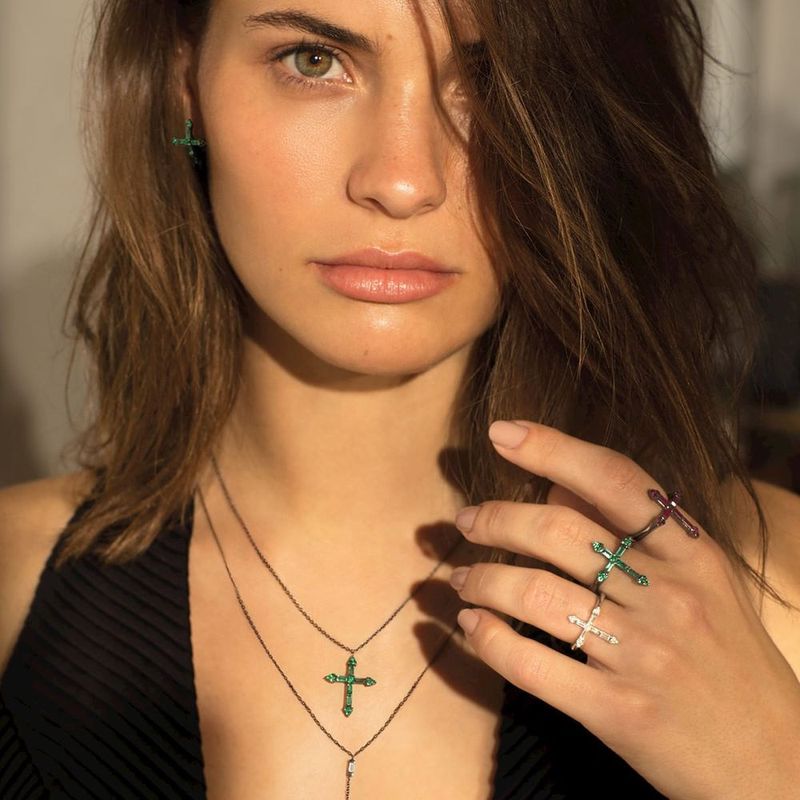 Anel em ouro branco  r dio negro e rubis - cruz - Glam Rock 2