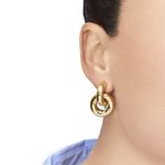 brinco em ouro amarelo - be gold-097973-modelo-02