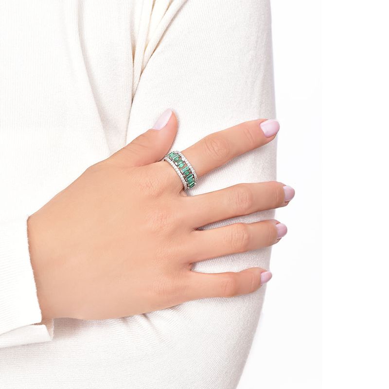 anel em ouro branco com esmeraldas e diamantes-097663-modelo-02