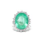 anel em ouro branco com esmeraldas e diamantes - classic emerald-097664-02