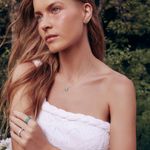 Alianca em ouro branco com diamantes - Emerald Cut                                                                                                     2