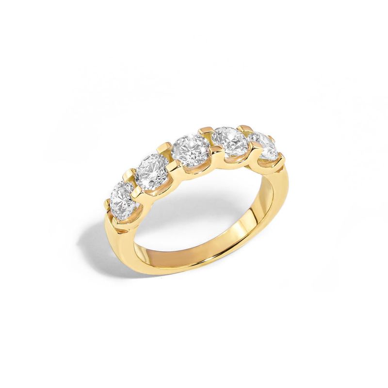 anel em ouro amarelo com diamantes - eternity-098341-01