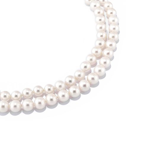Colar em ouro branco com perolas